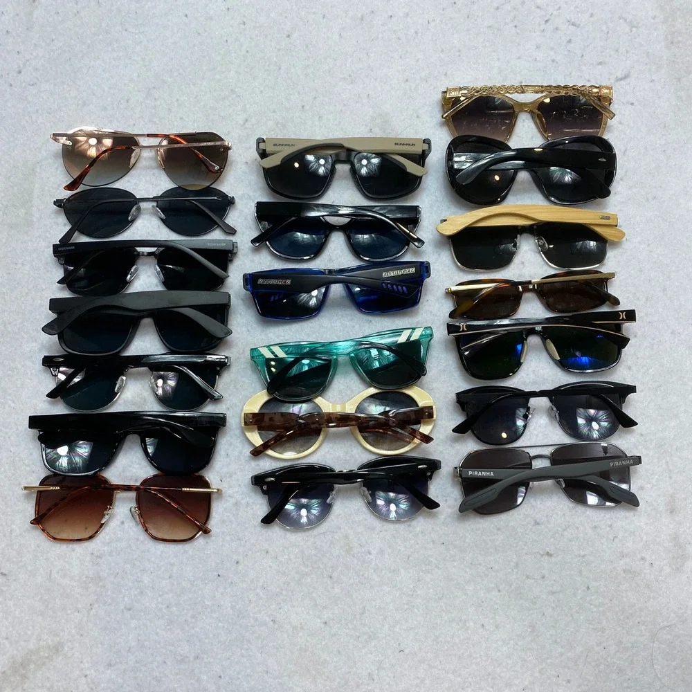 Lot Of 20 Mixed Brand Sunglasses Lot Unisex OS Multicolored Wholesale Bundle